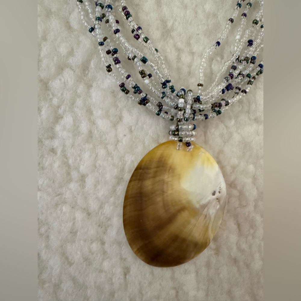 Beaded Shell Necklace - Picture 2 of 2